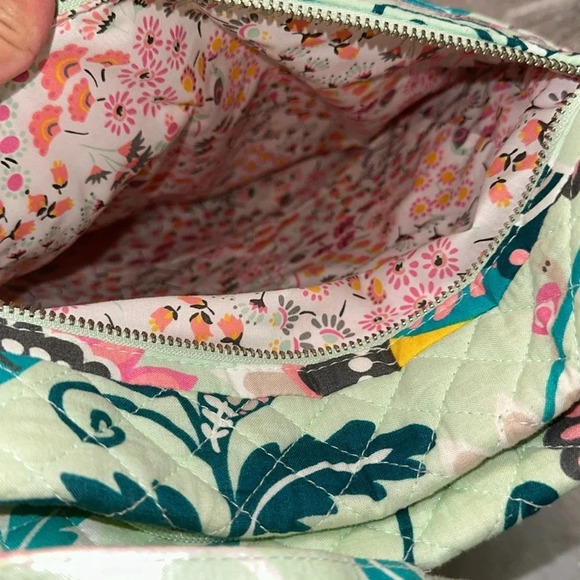 Vera Bradley Iconic Triple Zip Hipster Crossbody Mint Floral Pattern - Picture 4 of 15